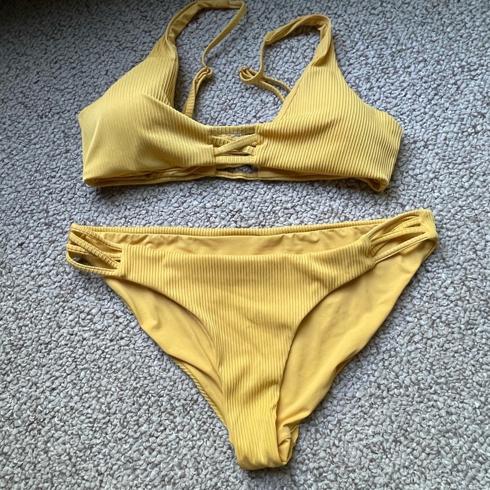 Yellow bikini